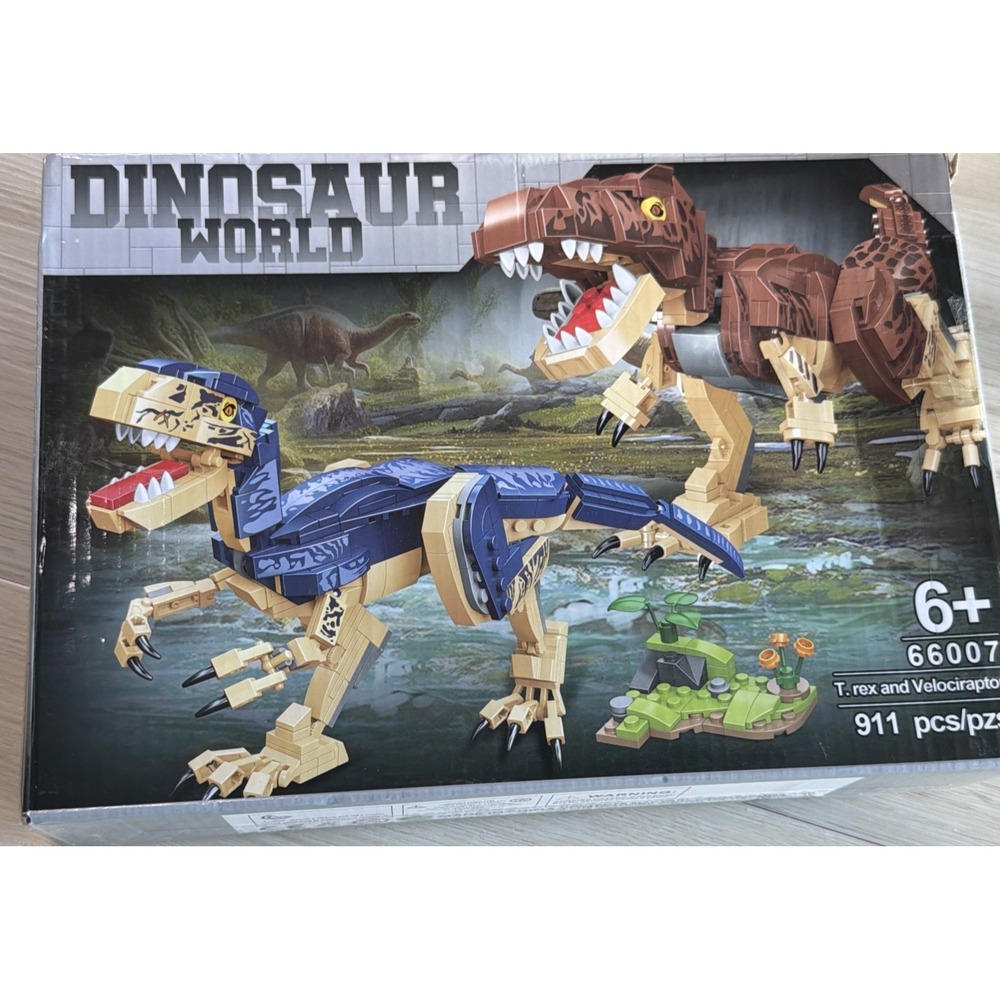T14~ Dinosaur World T Rex & Velociraptor 911 Pcs puzzle Set 6+